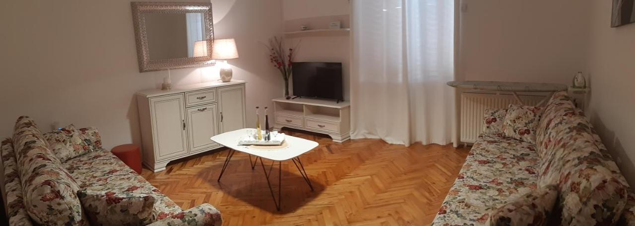 Ivana Apartments Makarska Eksteriør billede