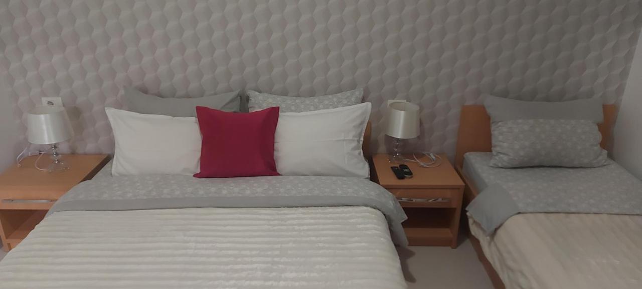 Ivana Apartments Makarska Eksteriør billede
