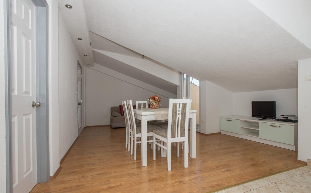 Ivana Apartments Makarska Eksteriør billede
