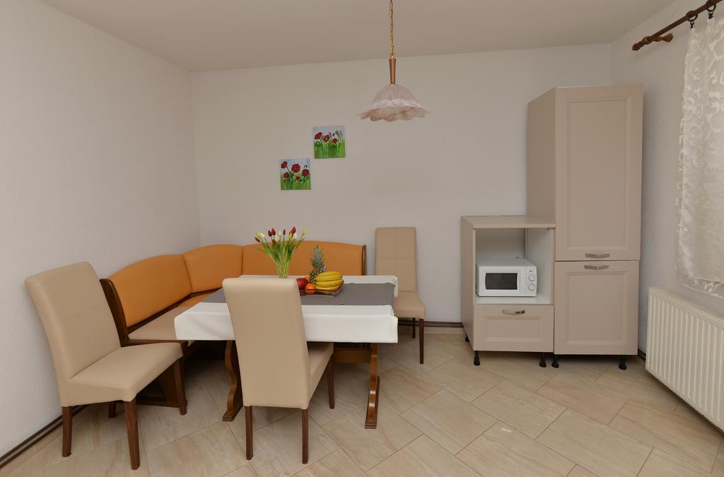 Ivana Apartments Makarska Eksteriør billede