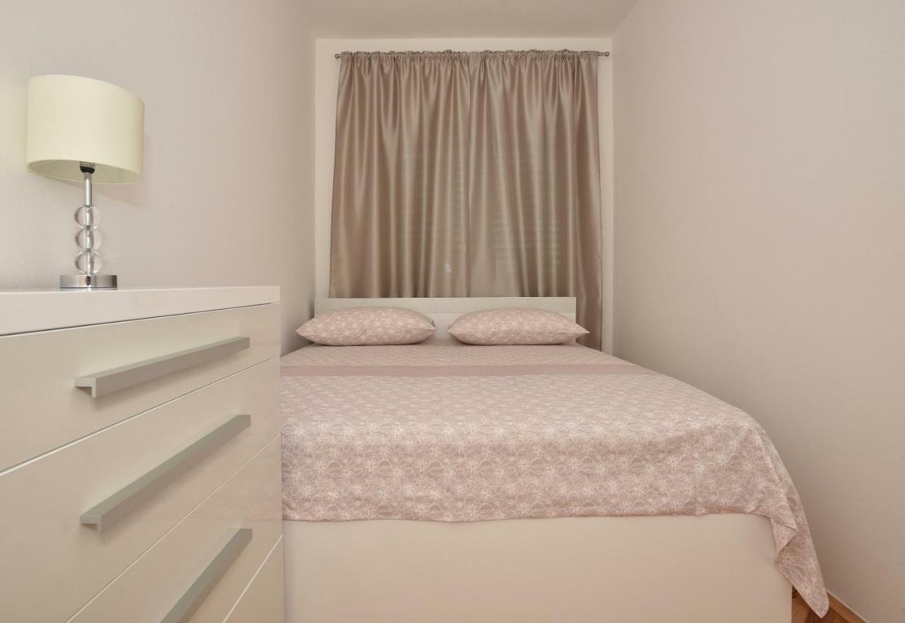 Ivana Apartments Makarska Eksteriør billede
