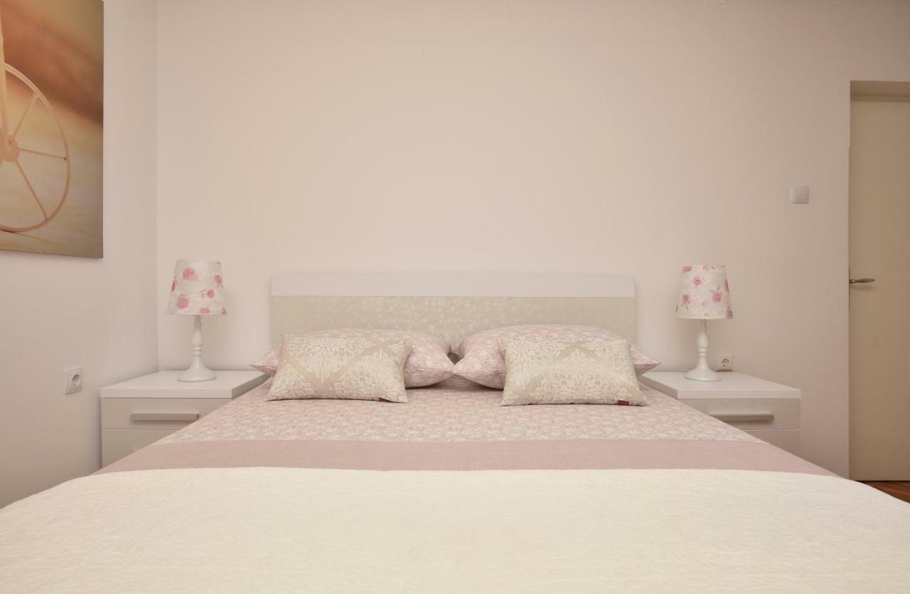 Ivana Apartments Makarska Eksteriør billede