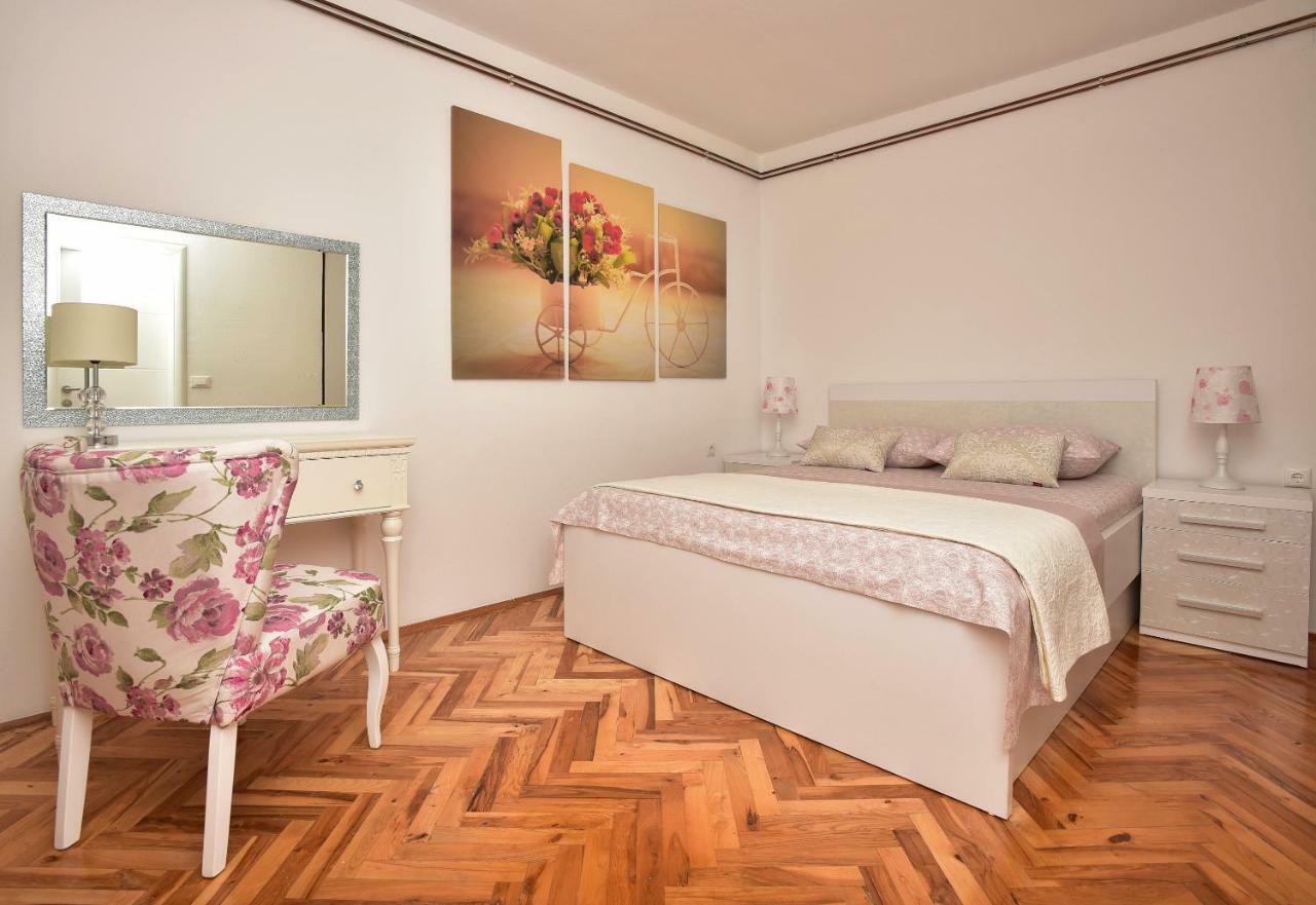 Ivana Apartments Makarska Eksteriør billede