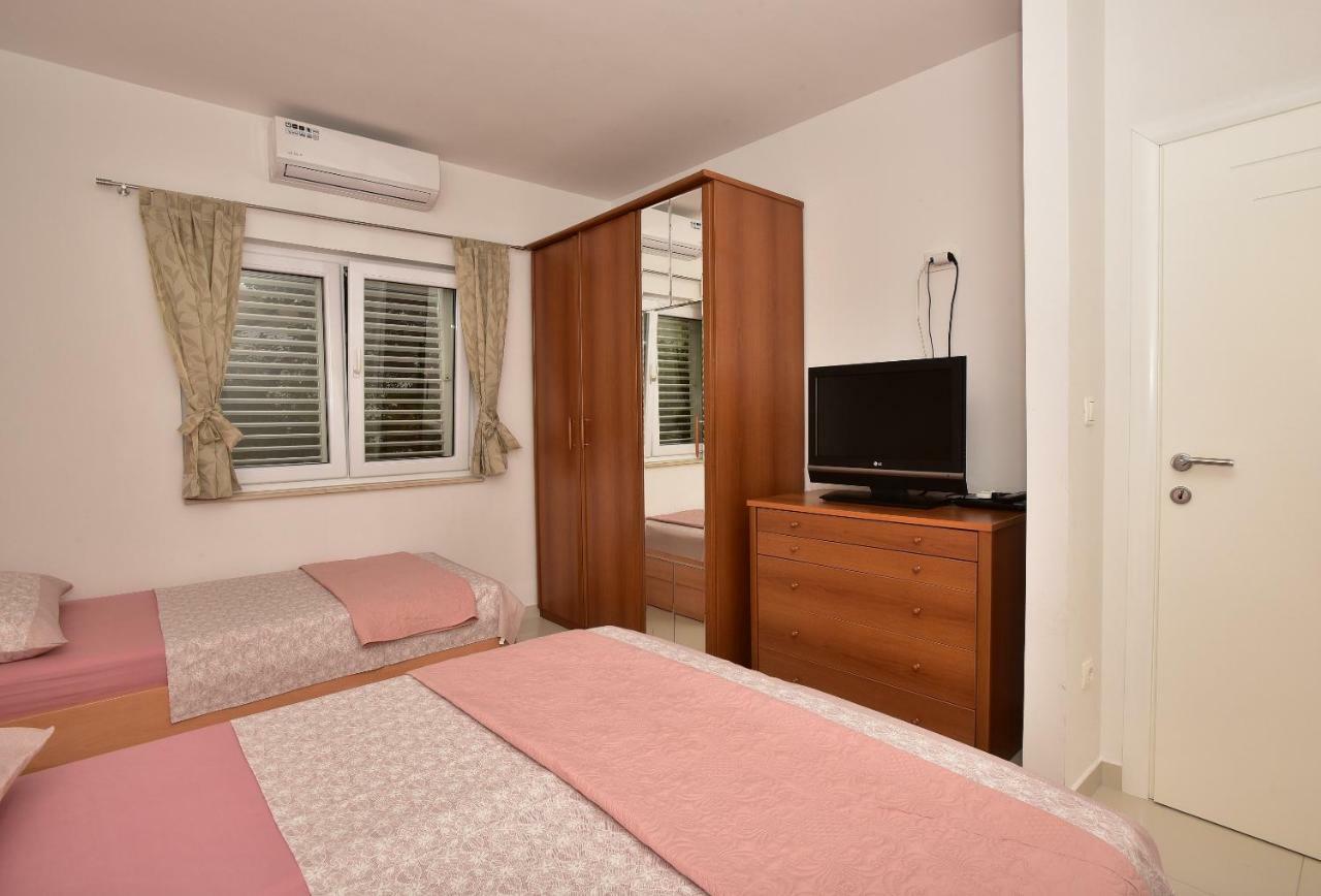 Ivana Apartments Makarska Eksteriør billede