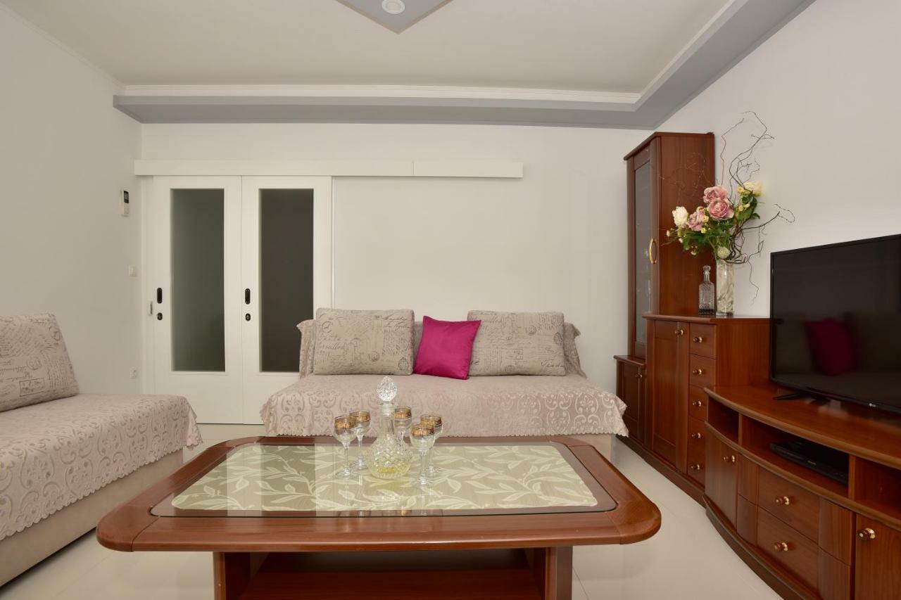 Ivana Apartments Makarska Eksteriør billede