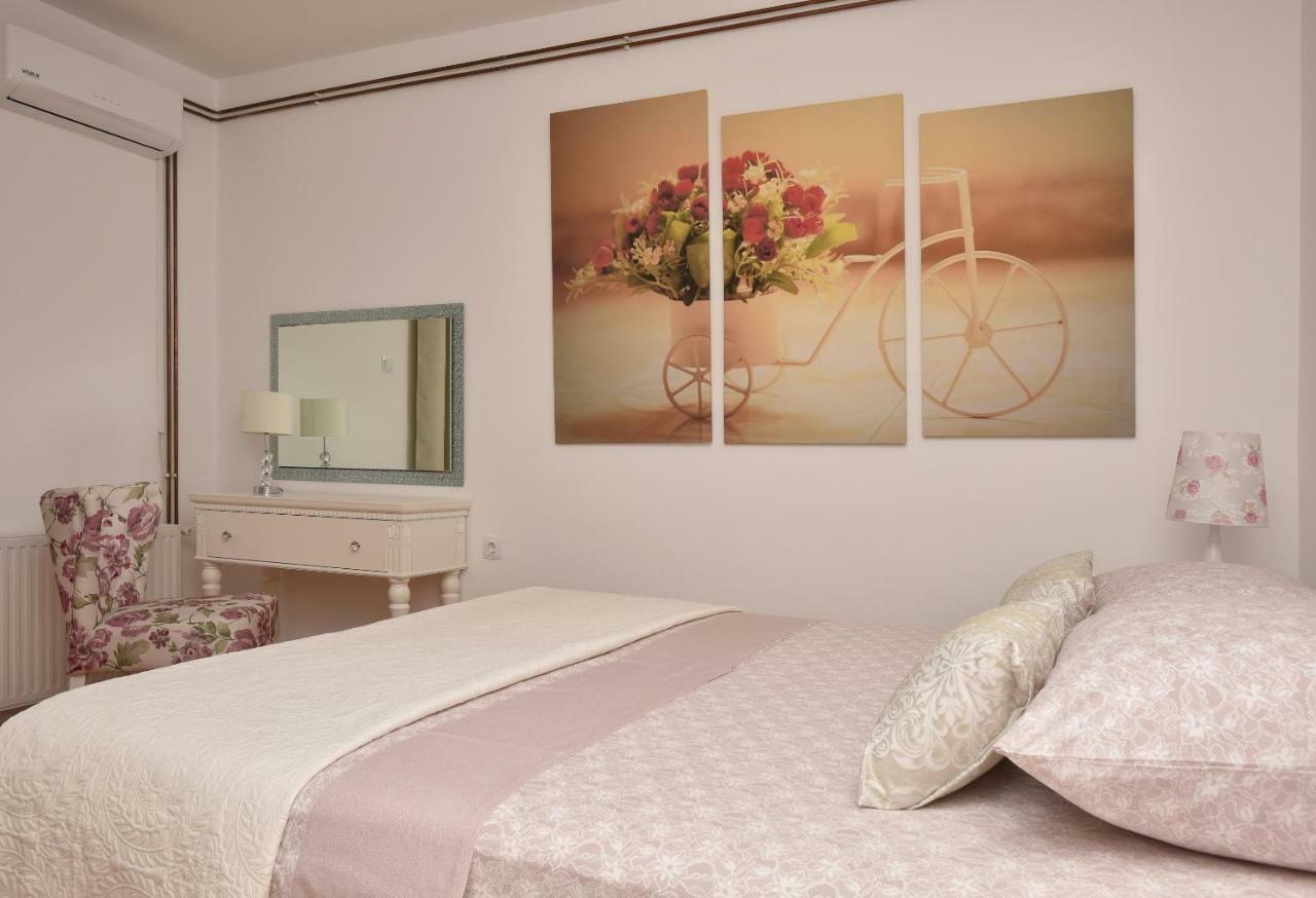 Ivana Apartments Makarska Eksteriør billede
